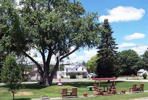 Weathervane Motel Lanesboro Lanesborough ภายนอก รูปภาพ